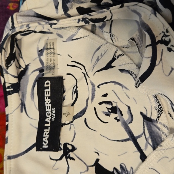 Karl Lagerfeld top, small petite, black and white, long sleeve - Picture 2 of 4